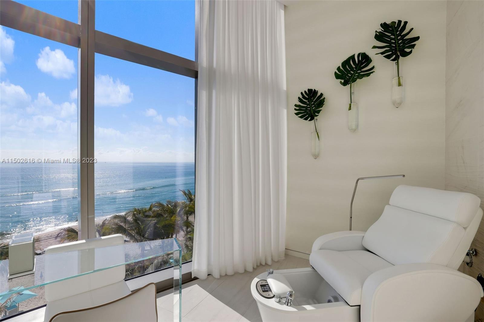 15701 Collins Ave, Sunny Isles Beach, FL, 33160 United States, 2 Bedrooms Bedrooms, ,2 BathroomsBathrooms,Residential,For Sale,Collins Ave,A11502616