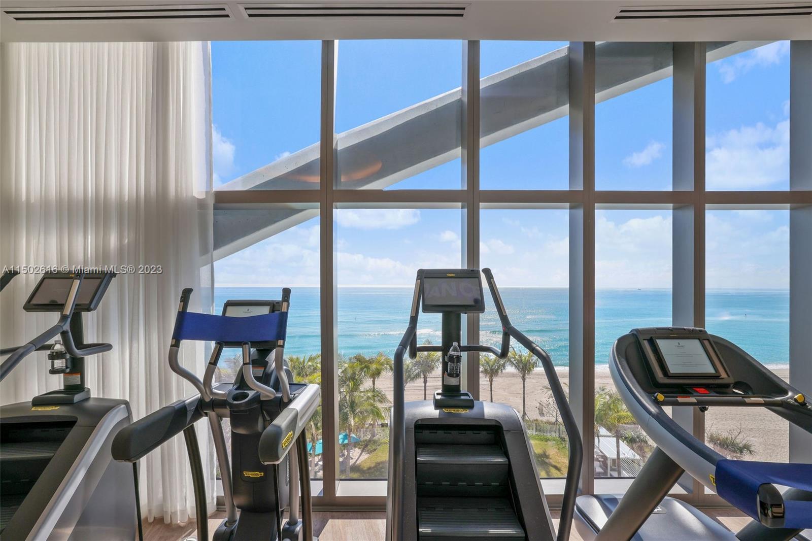 15701 Collins Ave, Sunny Isles Beach, FL, 33160 United States, 2 Bedrooms Bedrooms, ,2 BathroomsBathrooms,Residential,For Sale,Collins Ave,A11502616