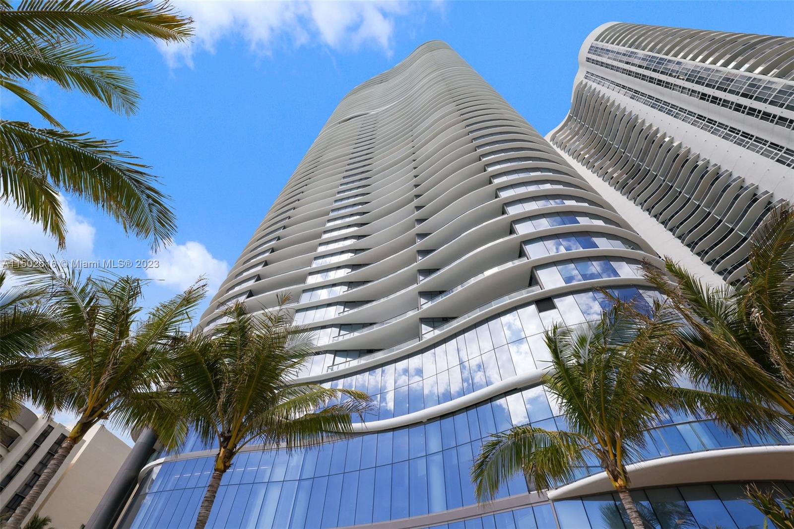 15701 Collins Ave, Sunny Isles Beach, FL, 33160 United States, 2 Bedrooms Bedrooms, ,2 BathroomsBathrooms,Residential,For Sale,Collins Ave,A11502616