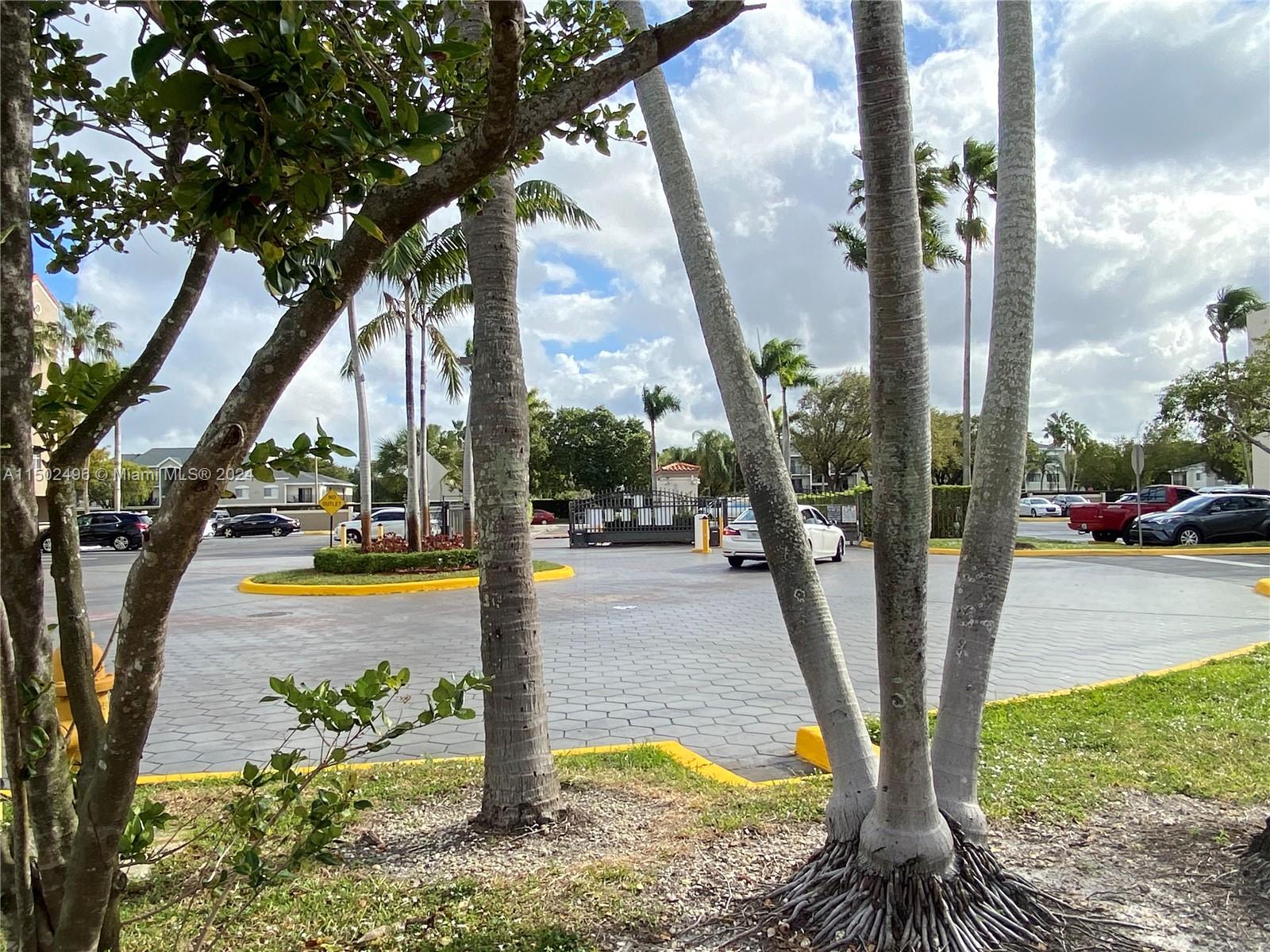 6045 NW 186th St 117, Hialeah, Florida 33015, 2 Bedrooms Bedrooms, ,2 BathroomsBathrooms,Residentiallease,For Rent,6045 NW 186th St 117,A11502496