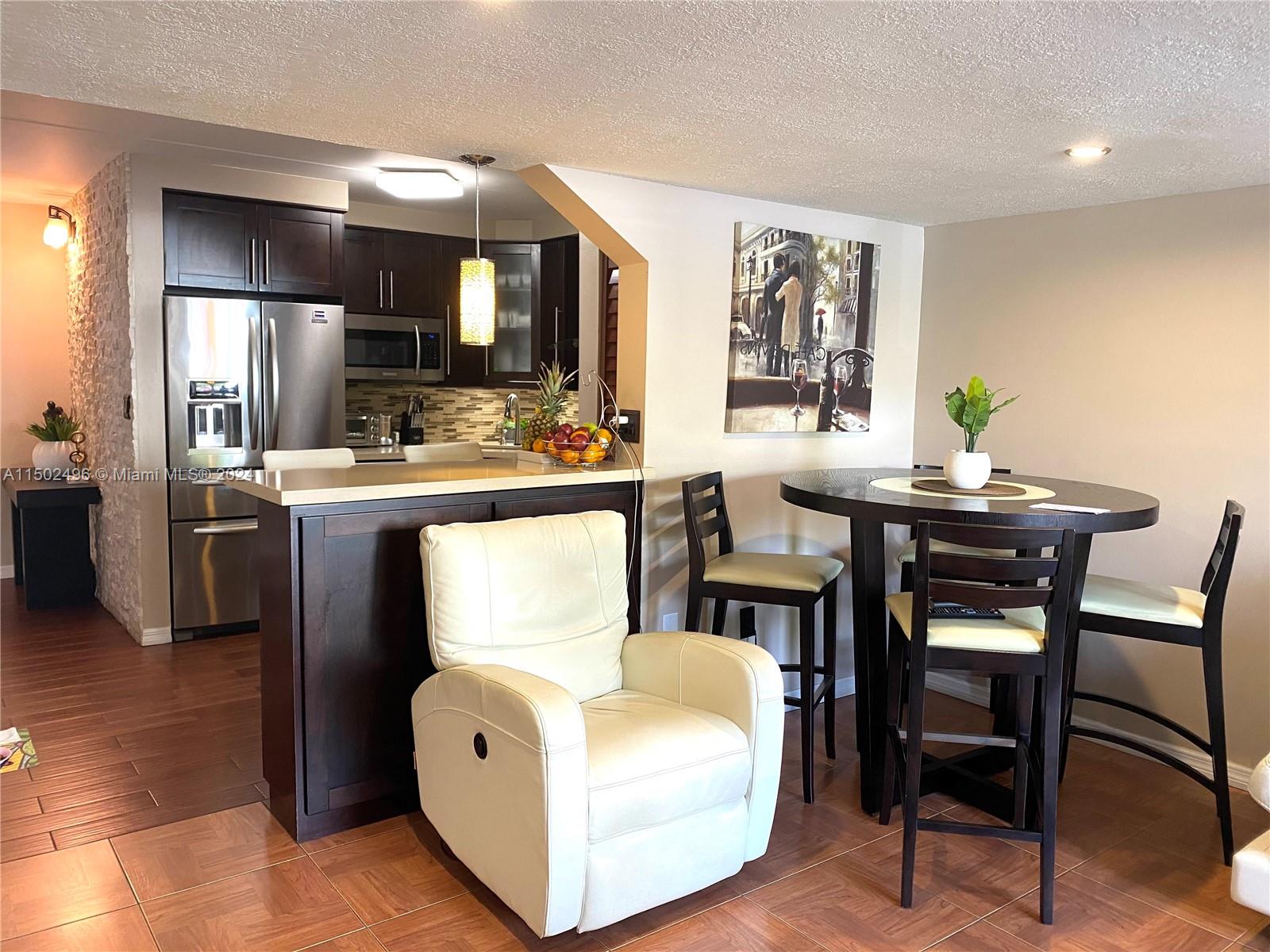 6045 NW 186th St 117, Hialeah, Florida 33015, 2 Bedrooms Bedrooms, ,2 BathroomsBathrooms,Residentiallease,For Rent,6045 NW 186th St 117,A11502496