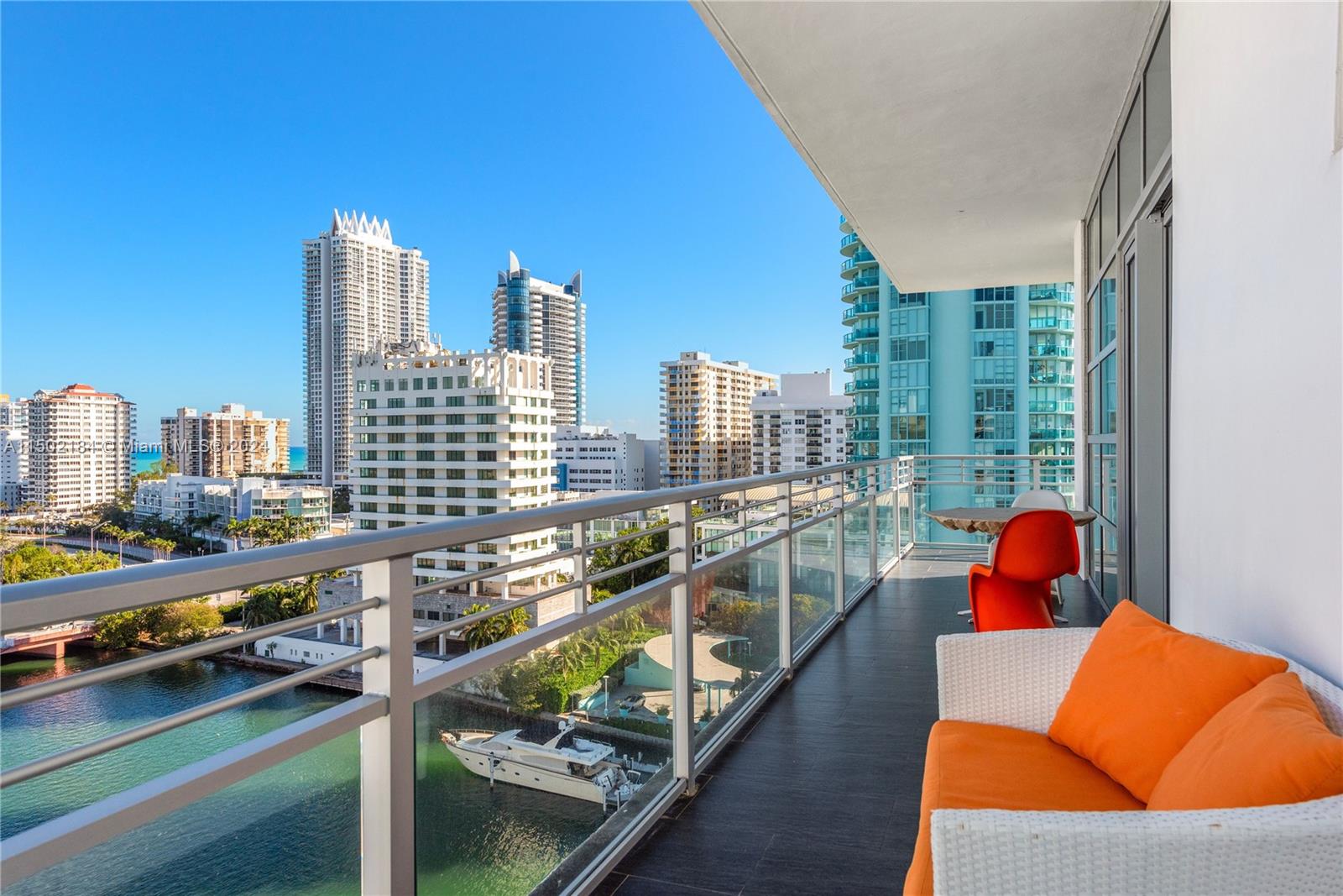 MASTER BEDROOM BALCONY