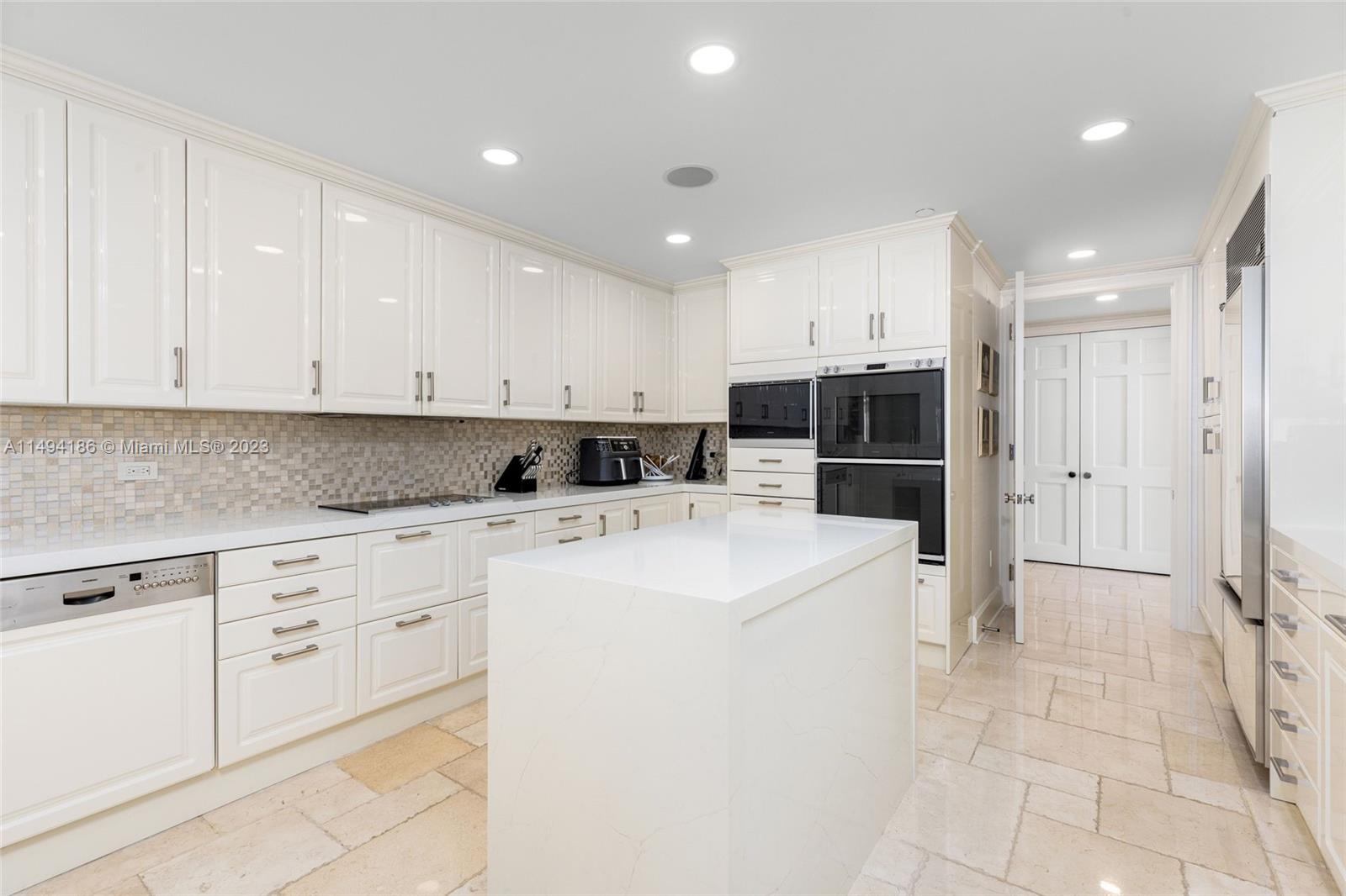 7424 Fisher Island Dr 7424, Miami Beach, Florida 33109, 4 Bedrooms Bedrooms, ,5 BathroomsBathrooms,Residentiallease,For Rent,7424 Fisher Island Dr 7424,A11494186