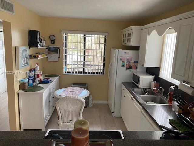 286 Racquet Club Rd 201, Weston, FL 33326, 2 Bedrooms Bedrooms, ,2 BathroomsBathrooms,Residential,For Sale,Racquet Club Rd,A11502284