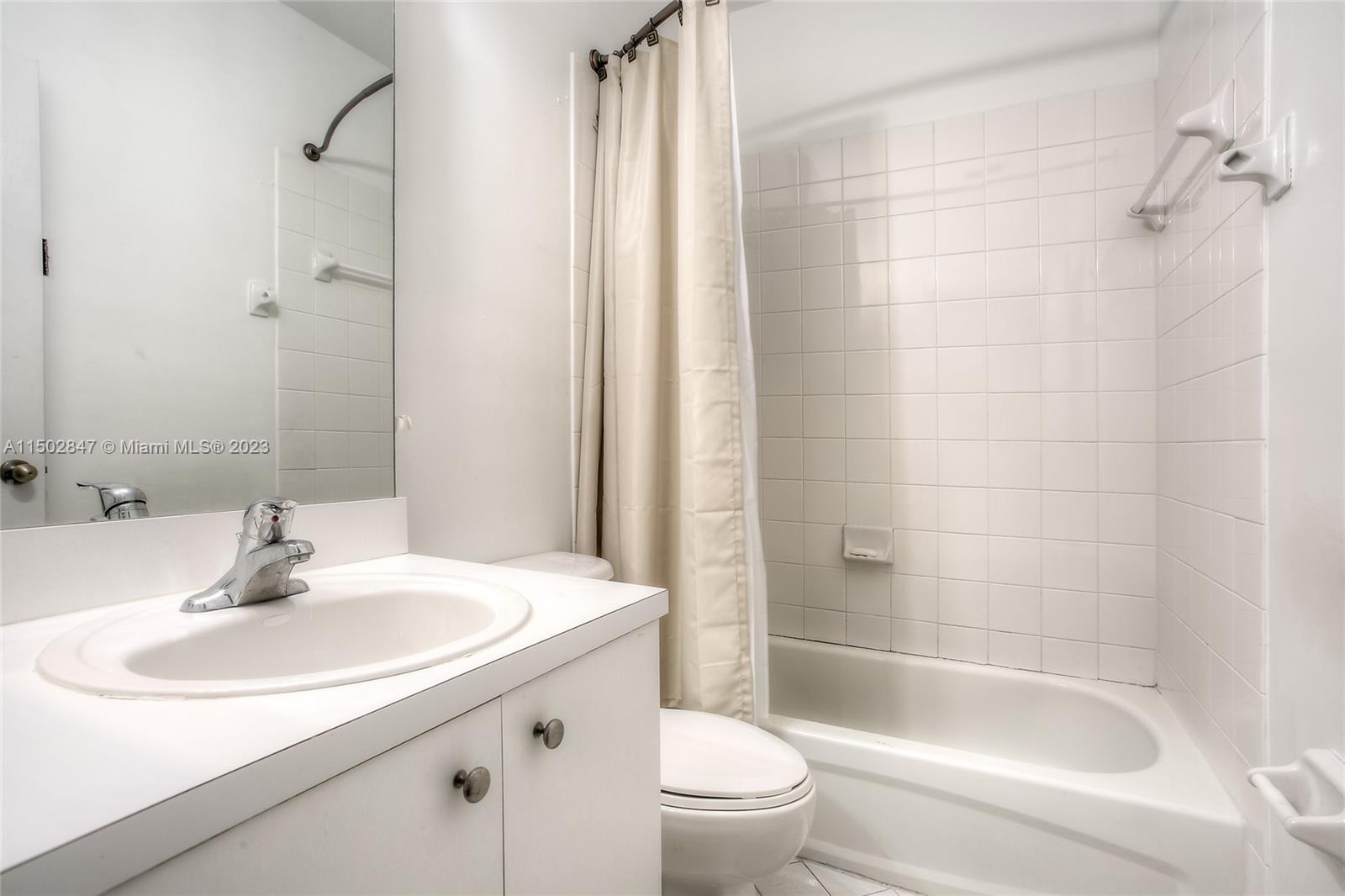 3360 NE 14th Dr 106-30, Homestead, Florida 33033, 3 Bedrooms Bedrooms, ,2 BathroomsBathrooms,Residential,For Sale,3360 NE 14th Dr 106-30,A11502847