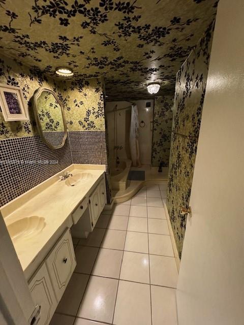 1833 S Ocean Dr 407, Hallandale Beach, Florida 33009, 2 Bedrooms Bedrooms, ,2 BathroomsBathrooms,Residentiallease,For Rent,1833 S Ocean Dr 407,A11502879