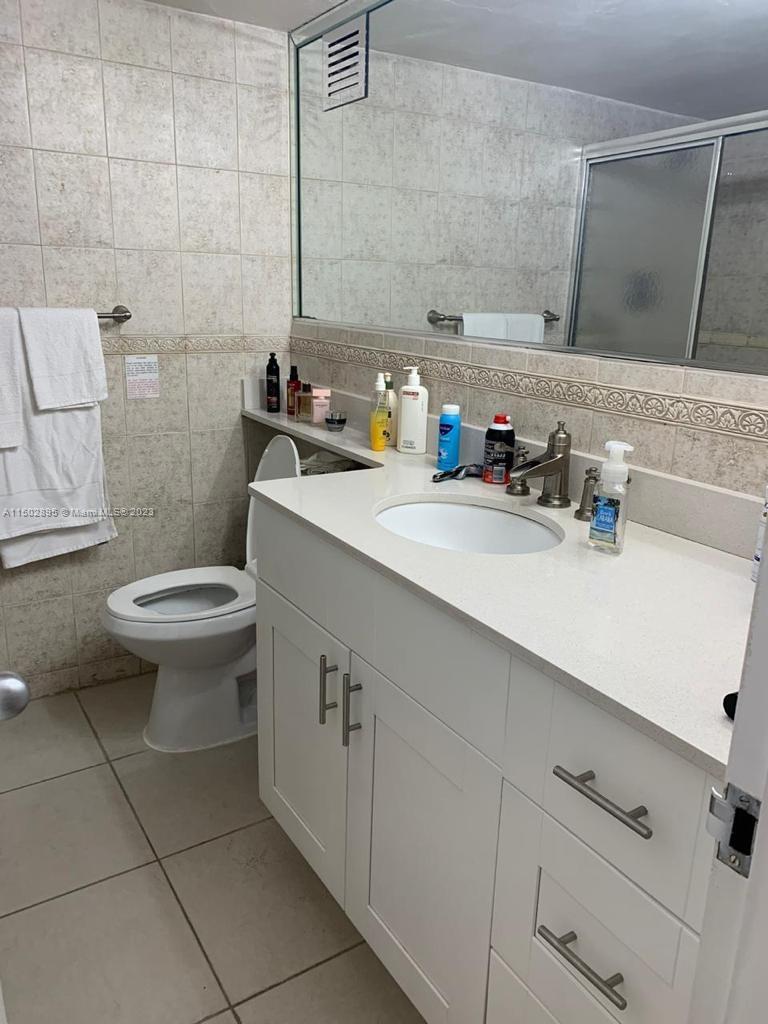 5225 Collins Ave 1514, Miami Beach, Florida 33140, 2 Bedrooms Bedrooms, ,2 BathroomsBathrooms,Residential,For Sale,5225 Collins Ave 1514,A11502895