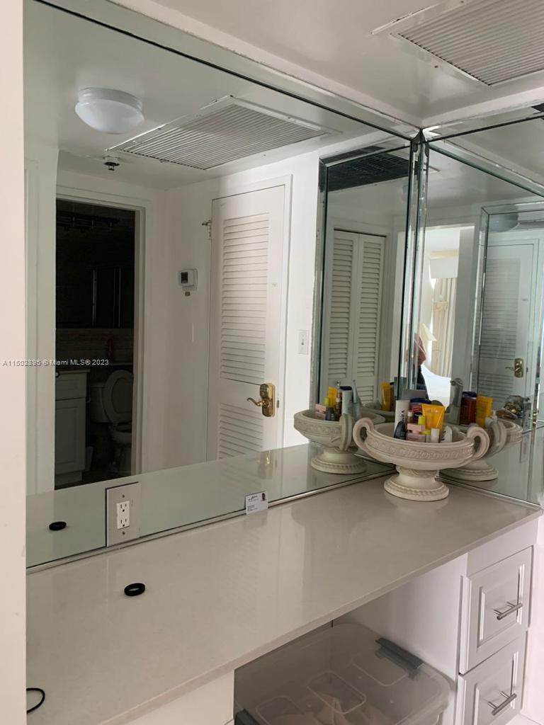 5225 Collins Ave 1514, Miami Beach, Florida 33140, 2 Bedrooms Bedrooms, ,2 BathroomsBathrooms,Residential,For Sale,5225 Collins Ave 1514,A11502895