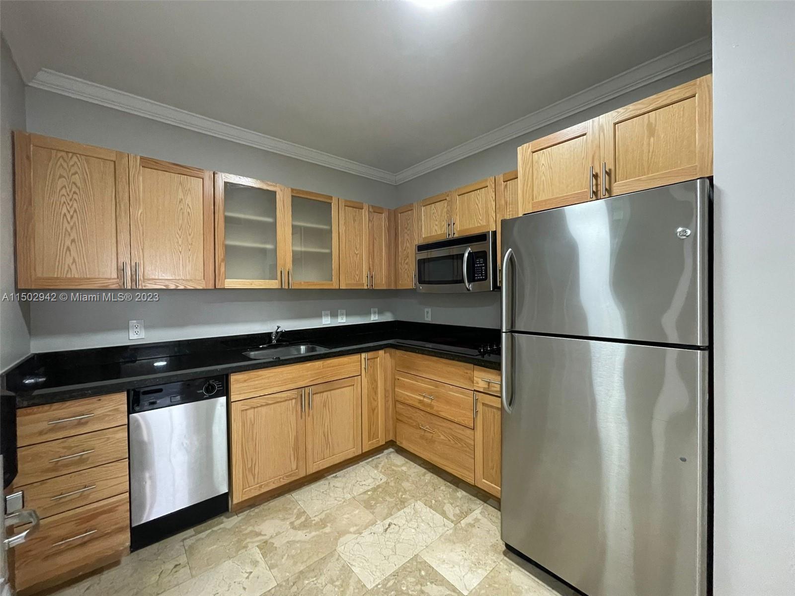 1750 NW 107 AVE R-509, Miami, Florida 33172, 2 Bedrooms Bedrooms, ,2 BathroomsBathrooms,Residentiallease,For Rent,1750 NW 107 AVE R-509,A11502942