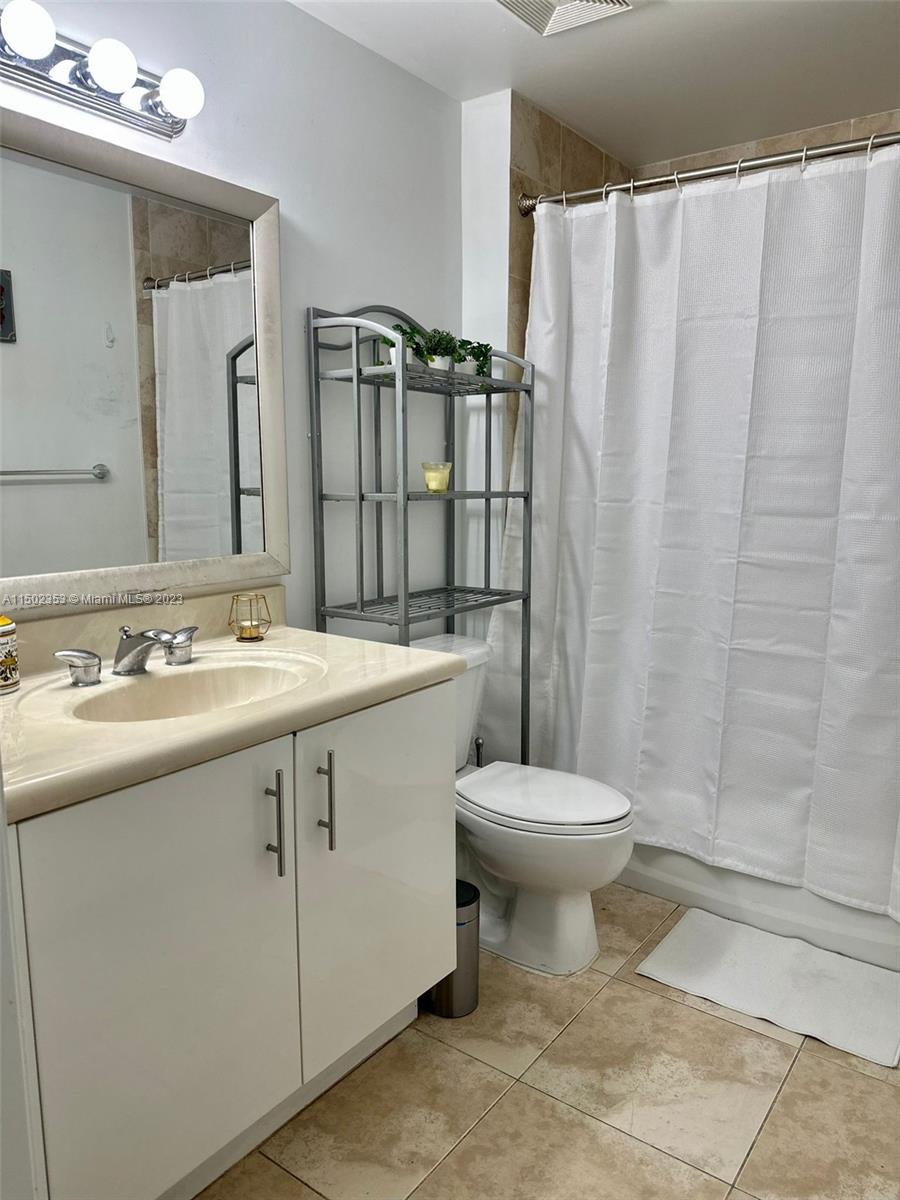 7900 Harbor Island Dr 610, North Bay Village, Florida 33141, 2 Bedrooms Bedrooms, ,2 BathroomsBathrooms,Residential,For Sale,7900 Harbor Island Dr 610,A11502353