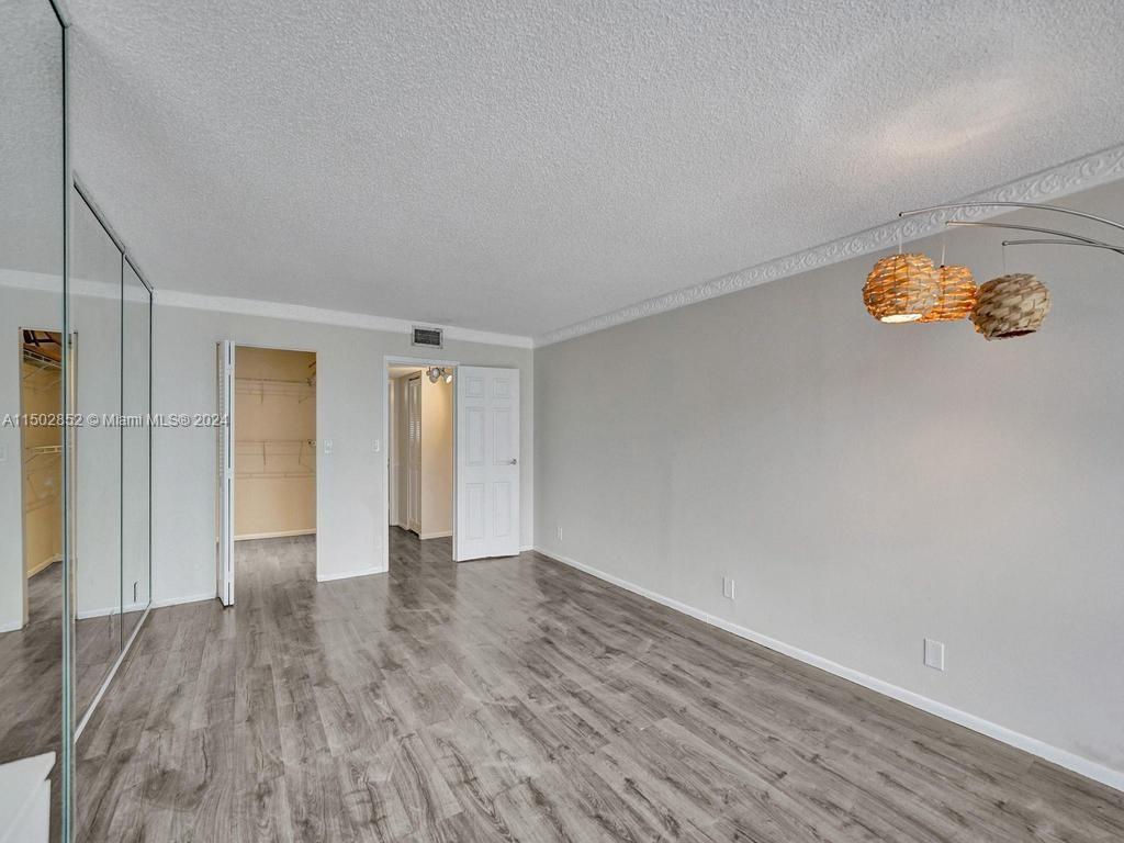 800 Parkview Dr 826, Hallandale Beach, Florida 33009, 1 Bedroom Bedrooms, ,1 BathroomBathrooms,Residential,For Sale,800 Parkview Dr 826,A11502852