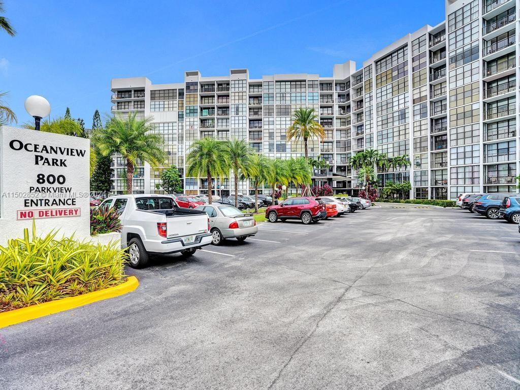 800 Parkview Dr 826, Hallandale Beach, Florida 33009, 1 Bedroom Bedrooms, ,1 BathroomBathrooms,Residential,For Sale,800 Parkview Dr 826,A11502852