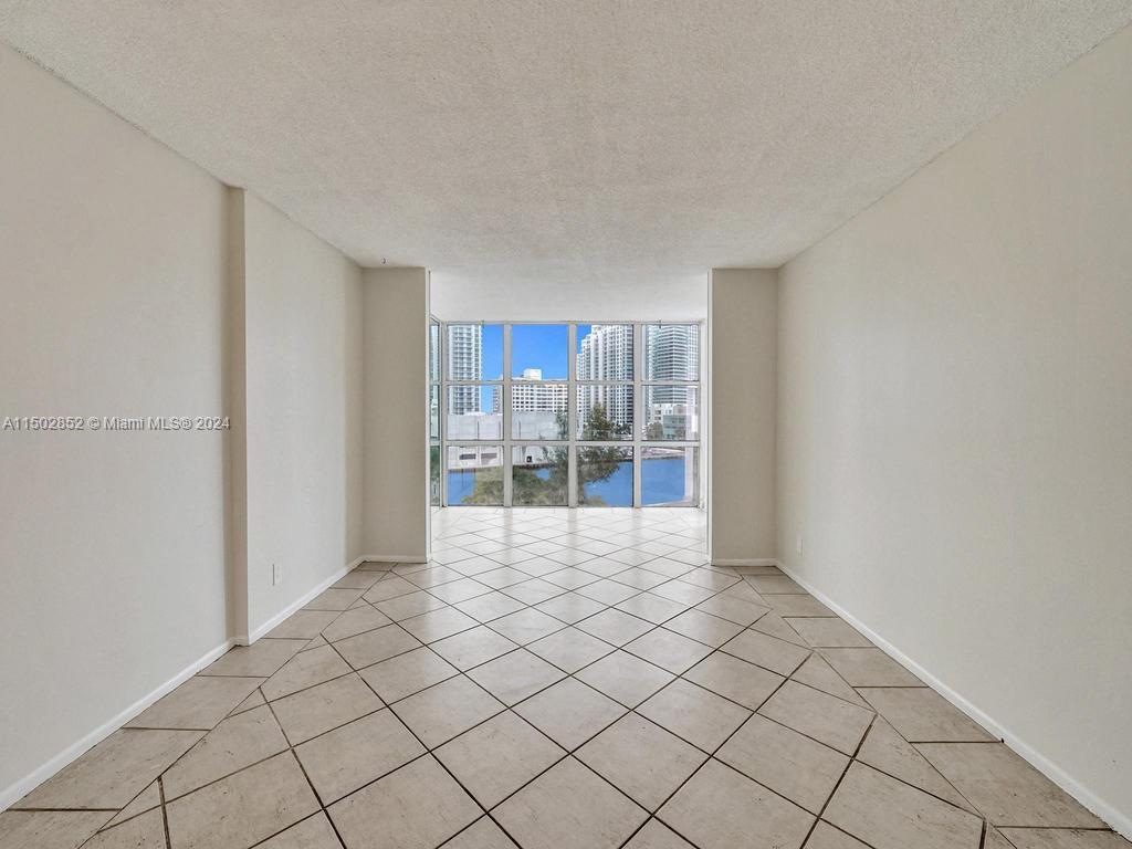 800 Parkview Dr 826, Hallandale Beach, Florida 33009, 1 Bedroom Bedrooms, ,1 BathroomBathrooms,Residential,For Sale,800 Parkview Dr 826,A11502852
