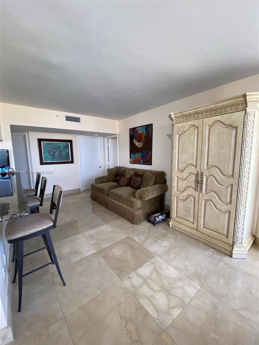 21205 Yacht Club Dr, Aventura, FL, 33180 United States, 3 Bedrooms Bedrooms, ,2 BathroomsBathrooms,Residential,For Sale,Yacht Club Dr,A11503017