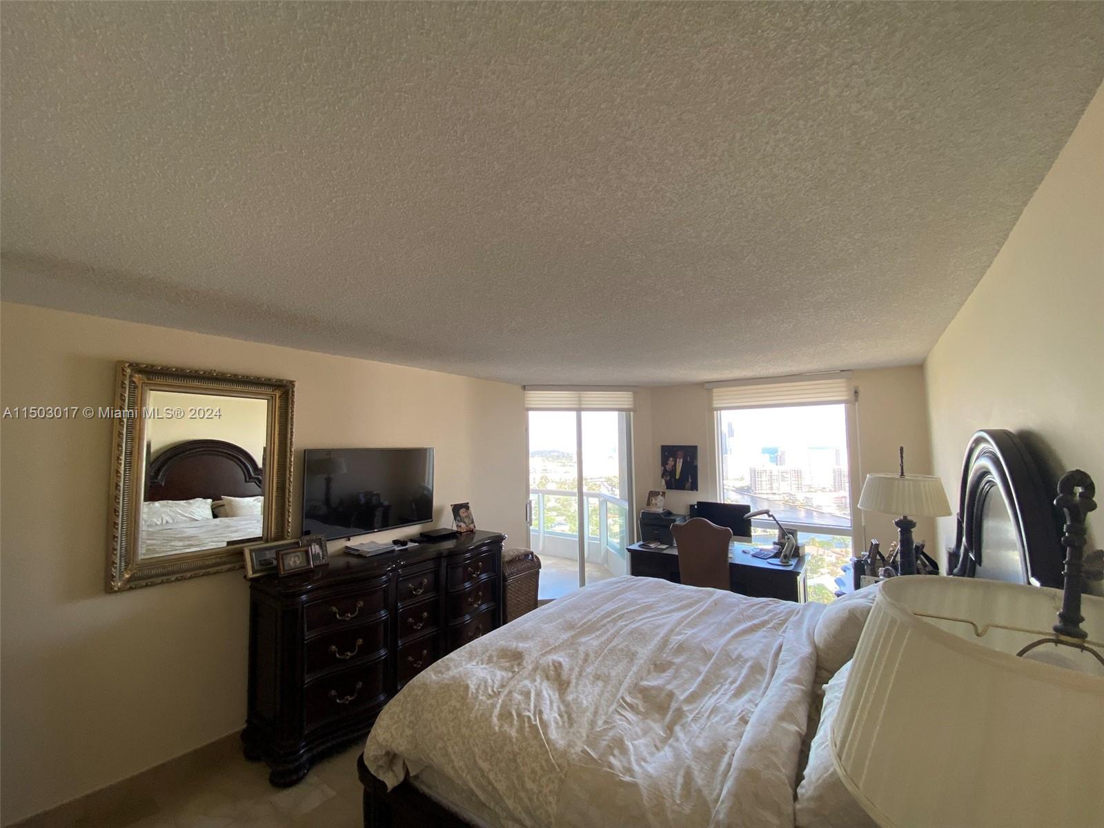 21205 Yacht Club Dr 2910, Aventura, Florida 33180, 3 Bedrooms Bedrooms, ,2 BathroomsBathrooms,Residential,For Sale,21205 Yacht Club Dr 2910,A11503017