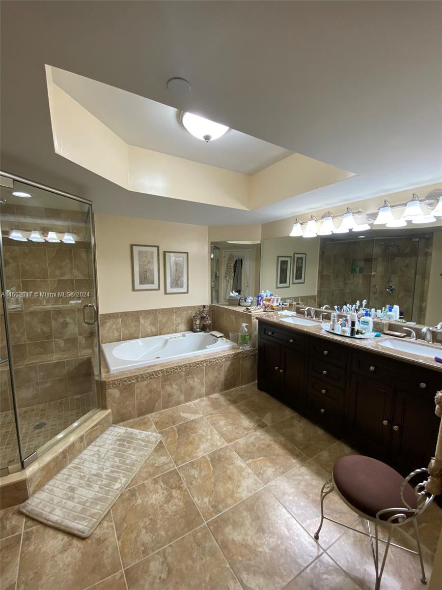 21205 Yacht Club Dr 2910, Aventura, Florida 33180, 3 Bedrooms Bedrooms, ,2 BathroomsBathrooms,Residential,For Sale,21205 Yacht Club Dr 2910,A11503017