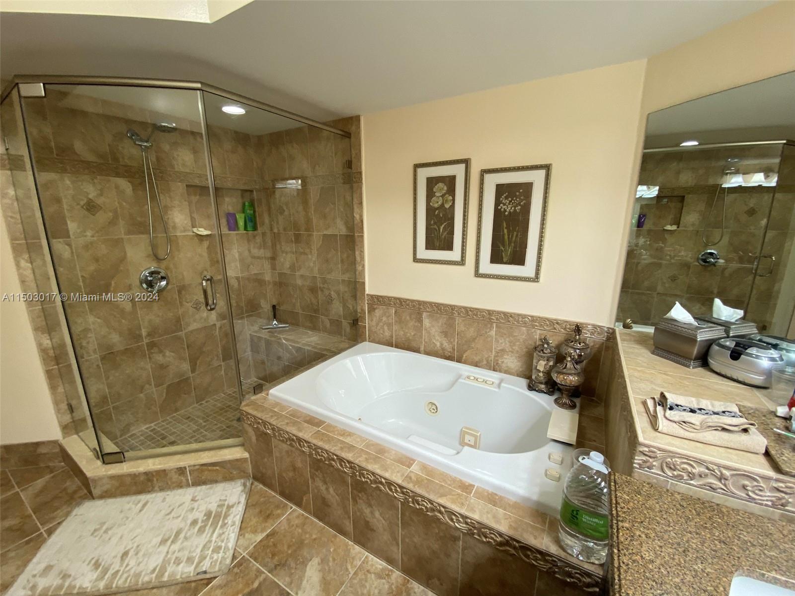 21205 Yacht Club Dr 2910, Aventura, Florida 33180, 3 Bedrooms Bedrooms, ,2 BathroomsBathrooms,Residential,For Sale,21205 Yacht Club Dr 2910,A11503017