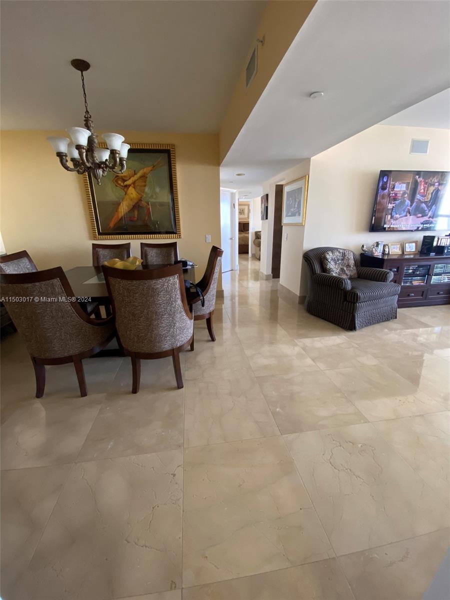 21205 Yacht Club Dr 2910, Aventura, Florida 33180, 3 Bedrooms Bedrooms, ,2 BathroomsBathrooms,Residential,For Sale,21205 Yacht Club Dr 2910,A11503017