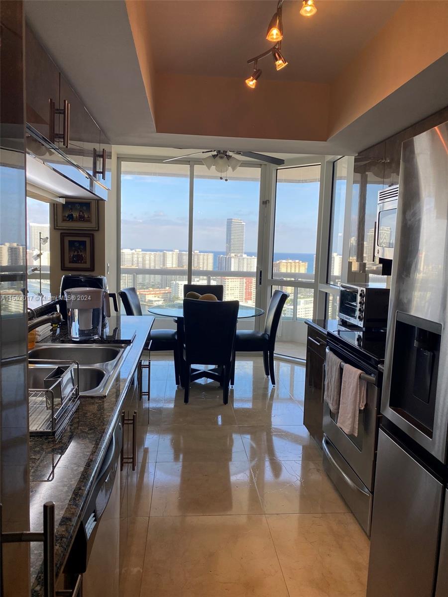 21205 Yacht Club Dr, Aventura, FL, 33180 United States, 3 Bedrooms Bedrooms, ,2 BathroomsBathrooms,Residential,For Sale,Yacht Club Dr,A11503017