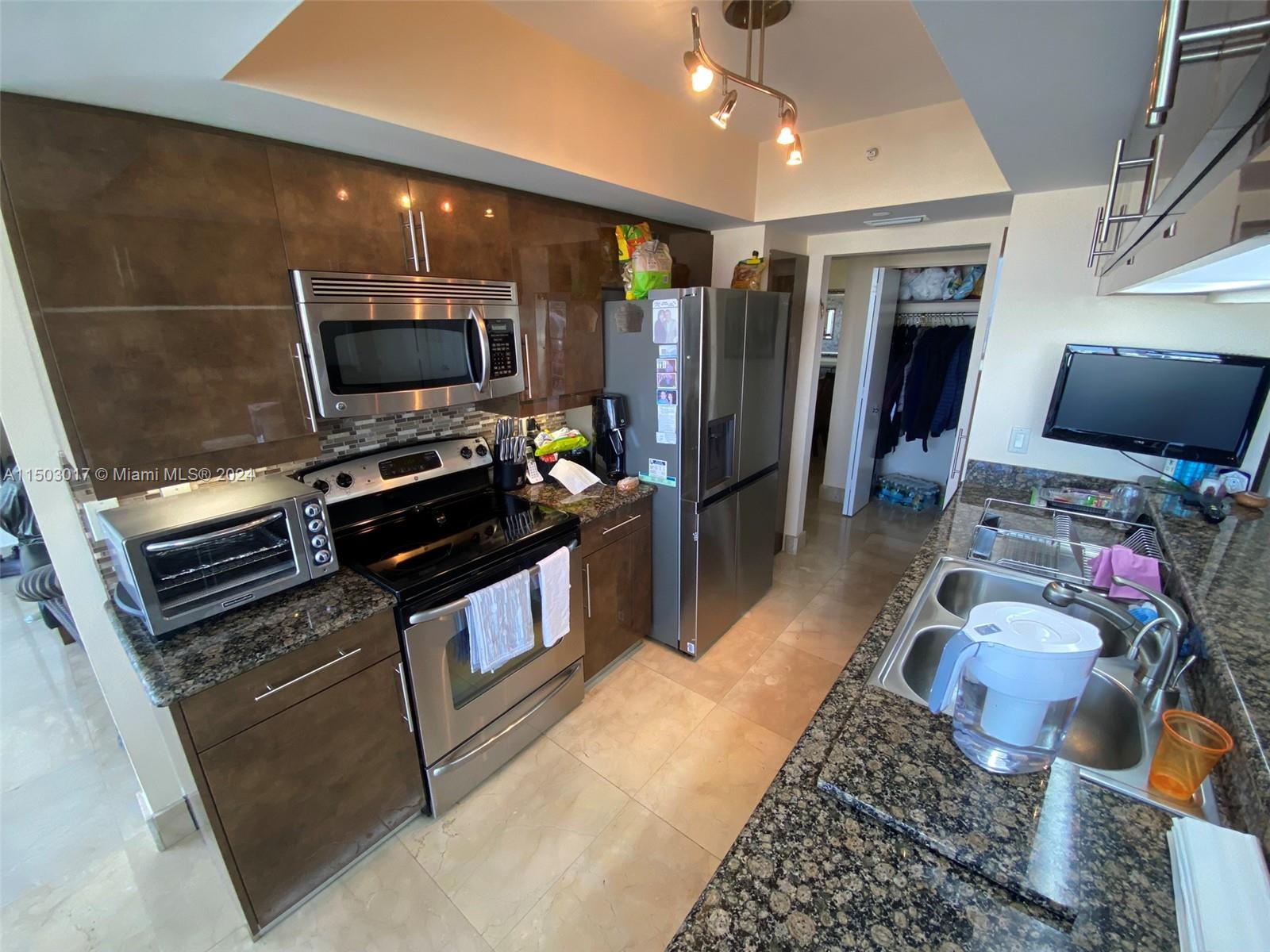 21205 Yacht Club Dr 2910, Aventura, Florida 33180, 3 Bedrooms Bedrooms, ,2 BathroomsBathrooms,Residential,For Sale,21205 Yacht Club Dr 2910,A11503017