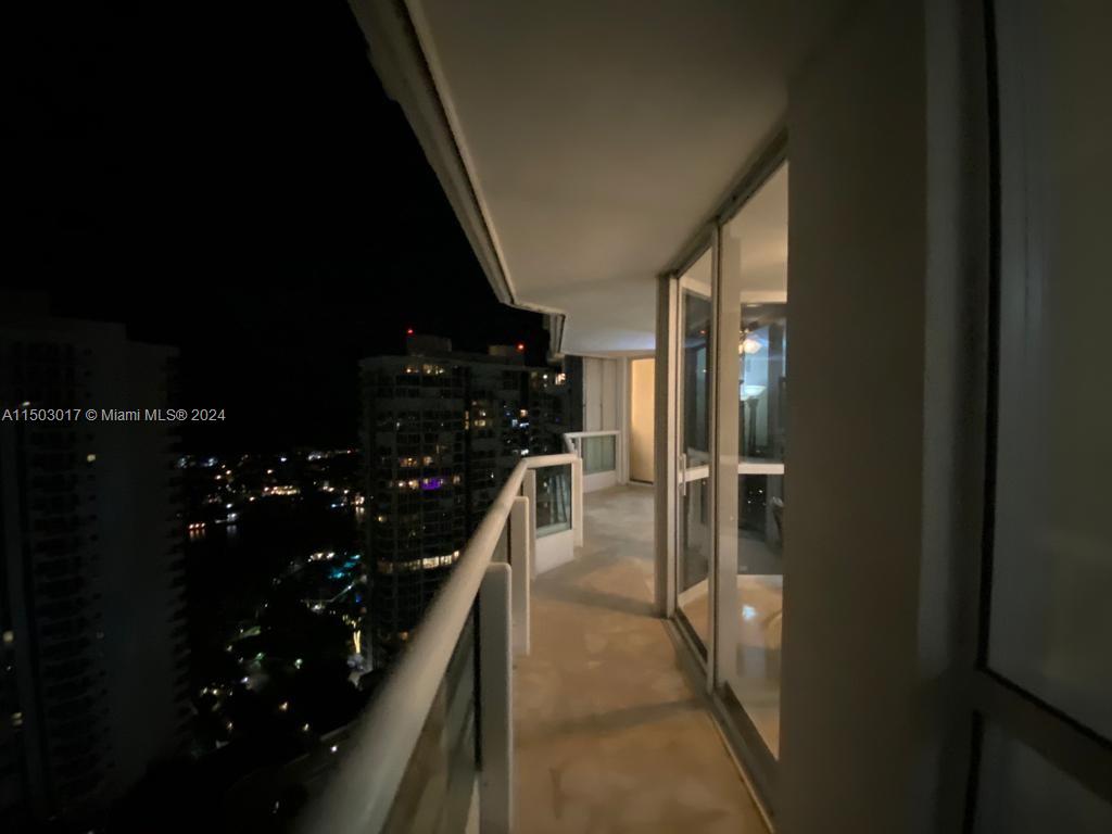 21205 Yacht Club Dr 2910, Aventura, Florida 33180, 3 Bedrooms Bedrooms, ,2 BathroomsBathrooms,Residential,For Sale,21205 Yacht Club Dr 2910,A11503017