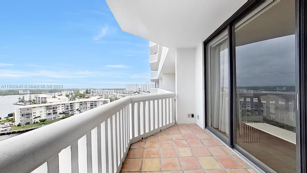 Aventura, FL, 33160 United States, 3 Bedrooms Bedrooms, ,2 BathroomsBathrooms,Residential,For Sale,A11502640
