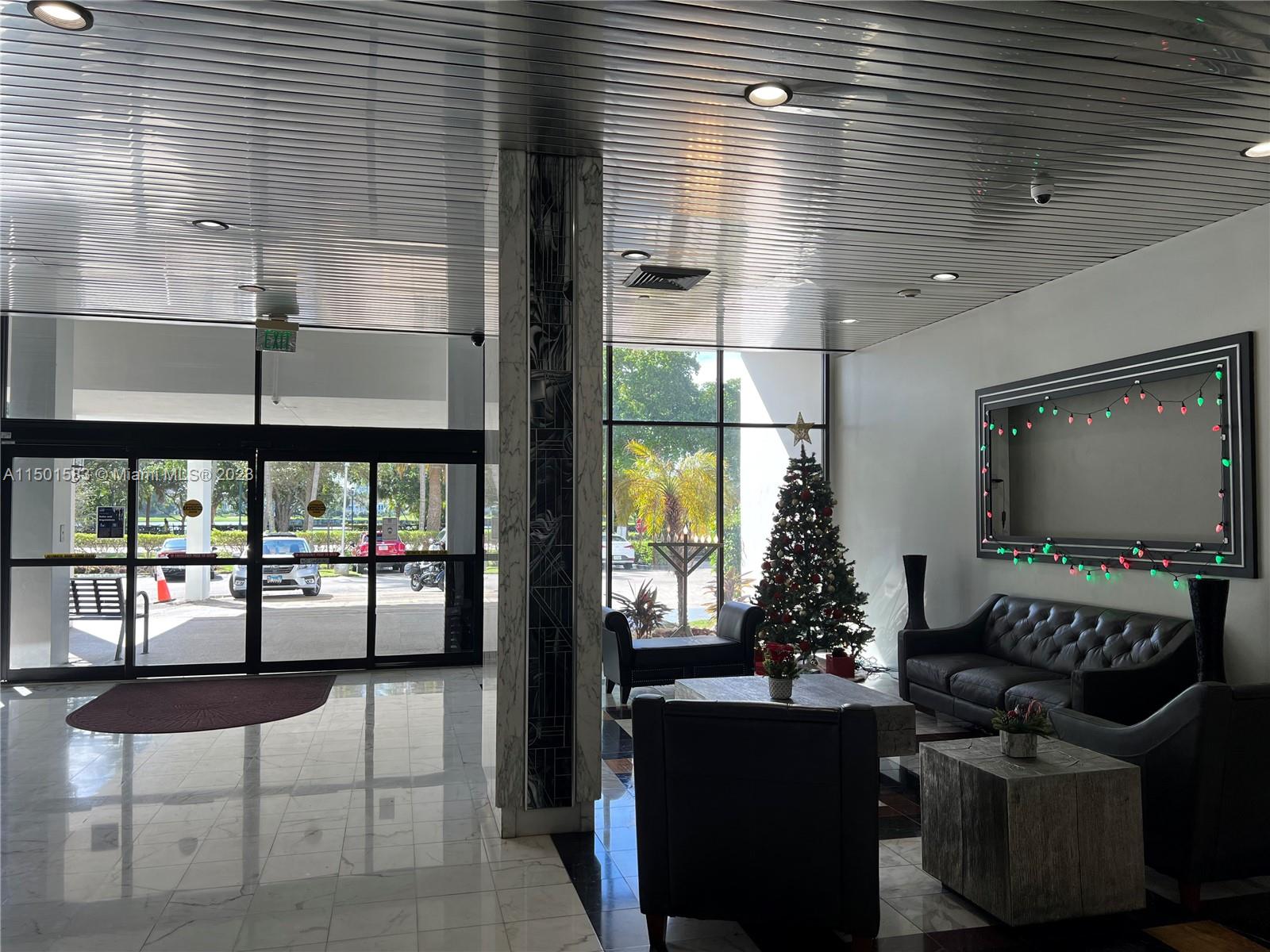 3625 Country Club Dr, Aventura, FL, 33180 United States, 2 Bedrooms Bedrooms, ,2 BathroomsBathrooms,Residential,For Sale,Country Club Dr,A11501583