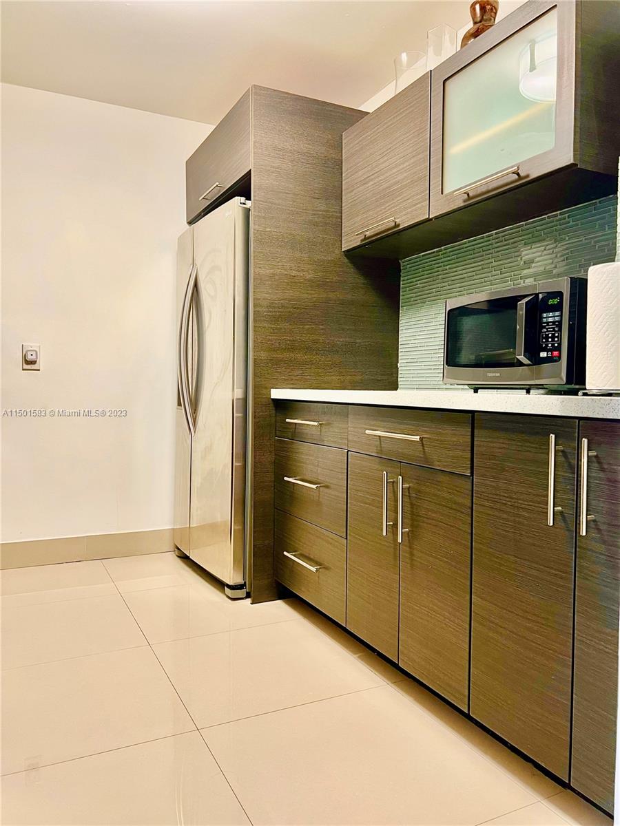 3625 Country Club Dr, Aventura, FL, 33180 United States, 2 Bedrooms Bedrooms, ,2 BathroomsBathrooms,Residential,For Sale,Country Club Dr,A11501583