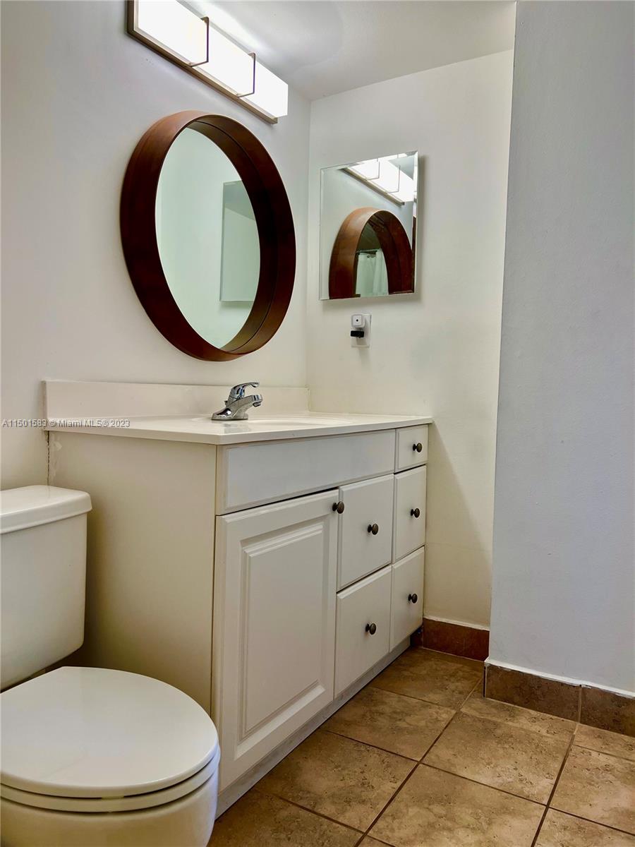 3625 Country Club Dr, Aventura, FL, 33180 United States, 2 Bedrooms Bedrooms, ,2 BathroomsBathrooms,Residential,For Sale,Country Club Dr,A11501583