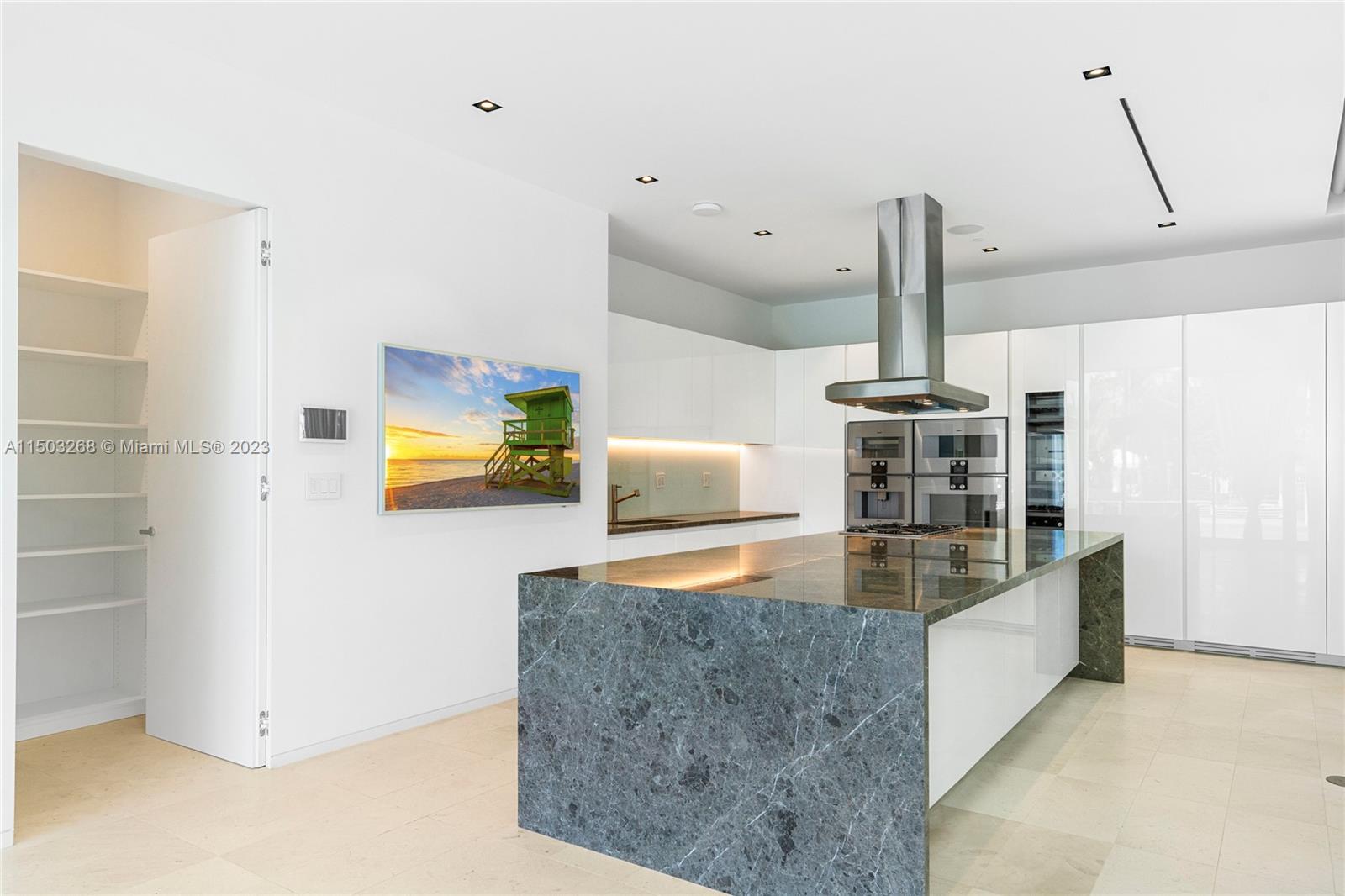 1031 48th St, Miami Beach, FL, 33140 United States, 4 Bedrooms Bedrooms, ,4 BathroomsBathrooms,Residential,For Sale,48th St,A11503268