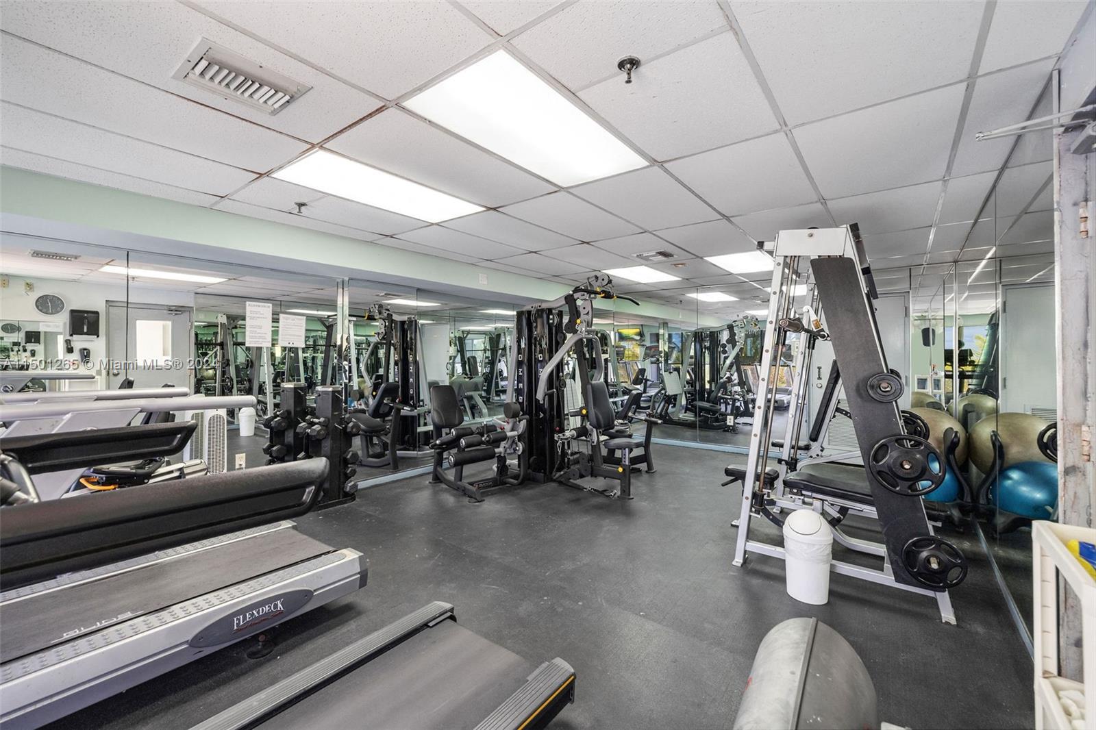 9341 Collins Ave 507, Surfside, Florida 33154, 2 Bedrooms Bedrooms, ,2 BathroomsBathrooms,Residential,For Sale,9341 Collins Ave 507,A11501265