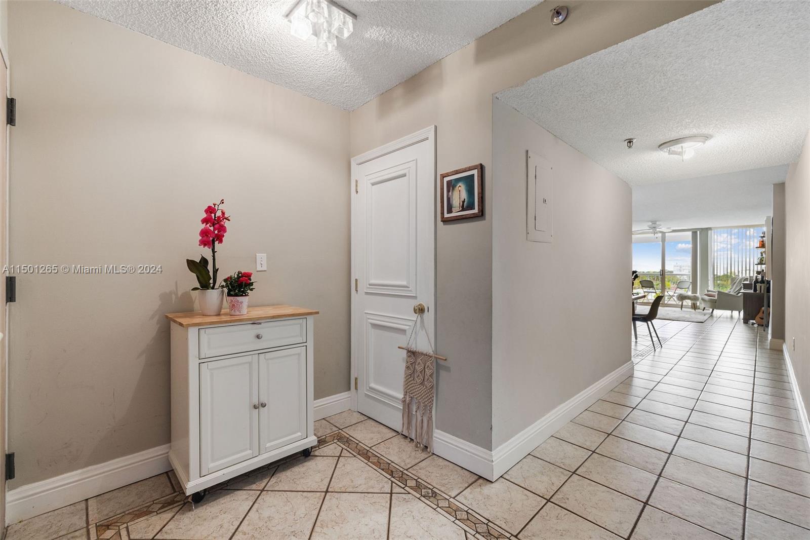 9341 Collins Ave 507, Surfside, Florida 33154, 2 Bedrooms Bedrooms, ,2 BathroomsBathrooms,Residential,For Sale,9341 Collins Ave 507,A11501265