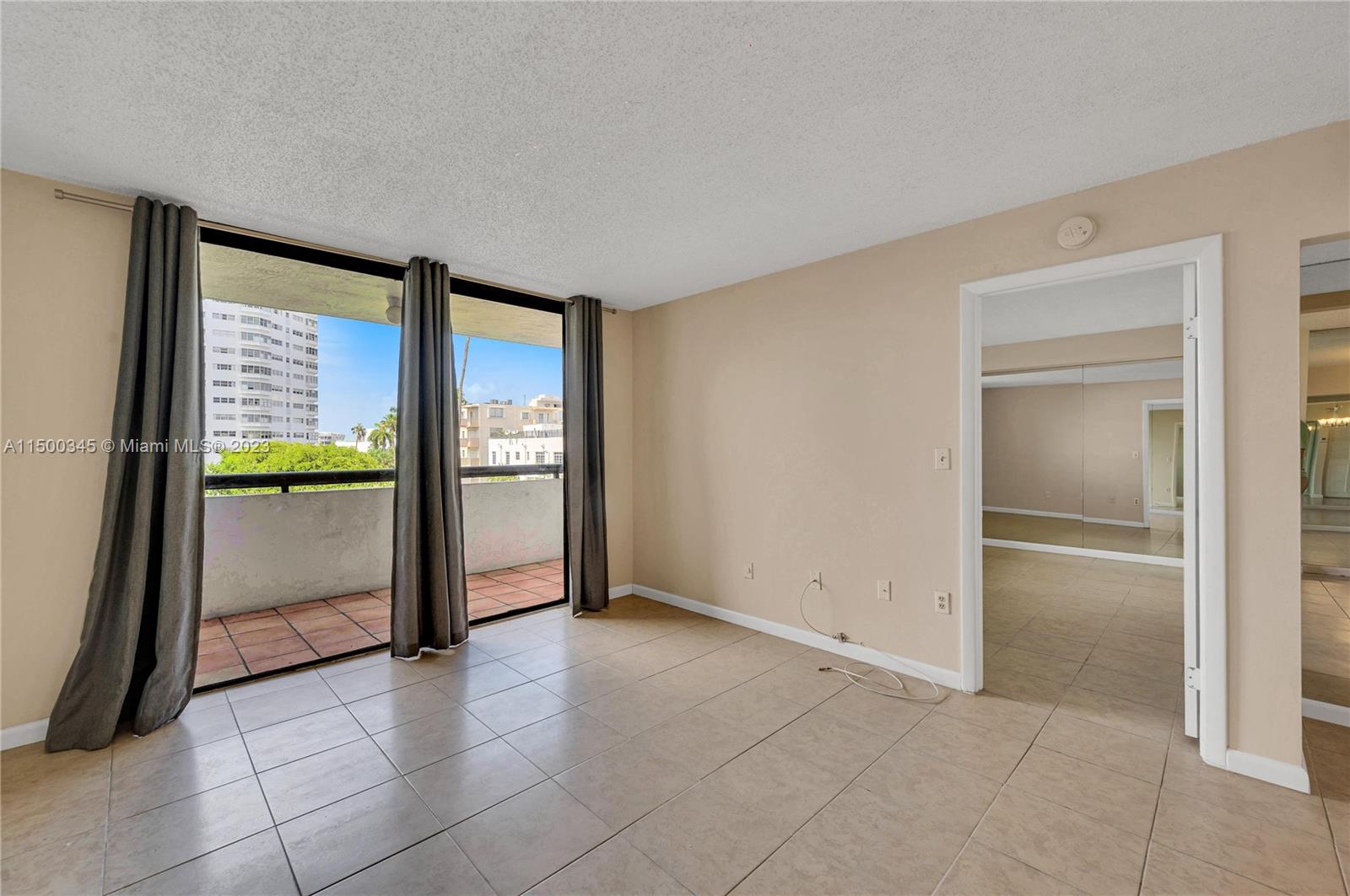 1775 Washington Ave 4D, Miami Beach, Florida 33139, 1 Bedroom Bedrooms, ,1 BathroomBathrooms,Residential,For Sale,1775 Washington Ave 4D,A11500345