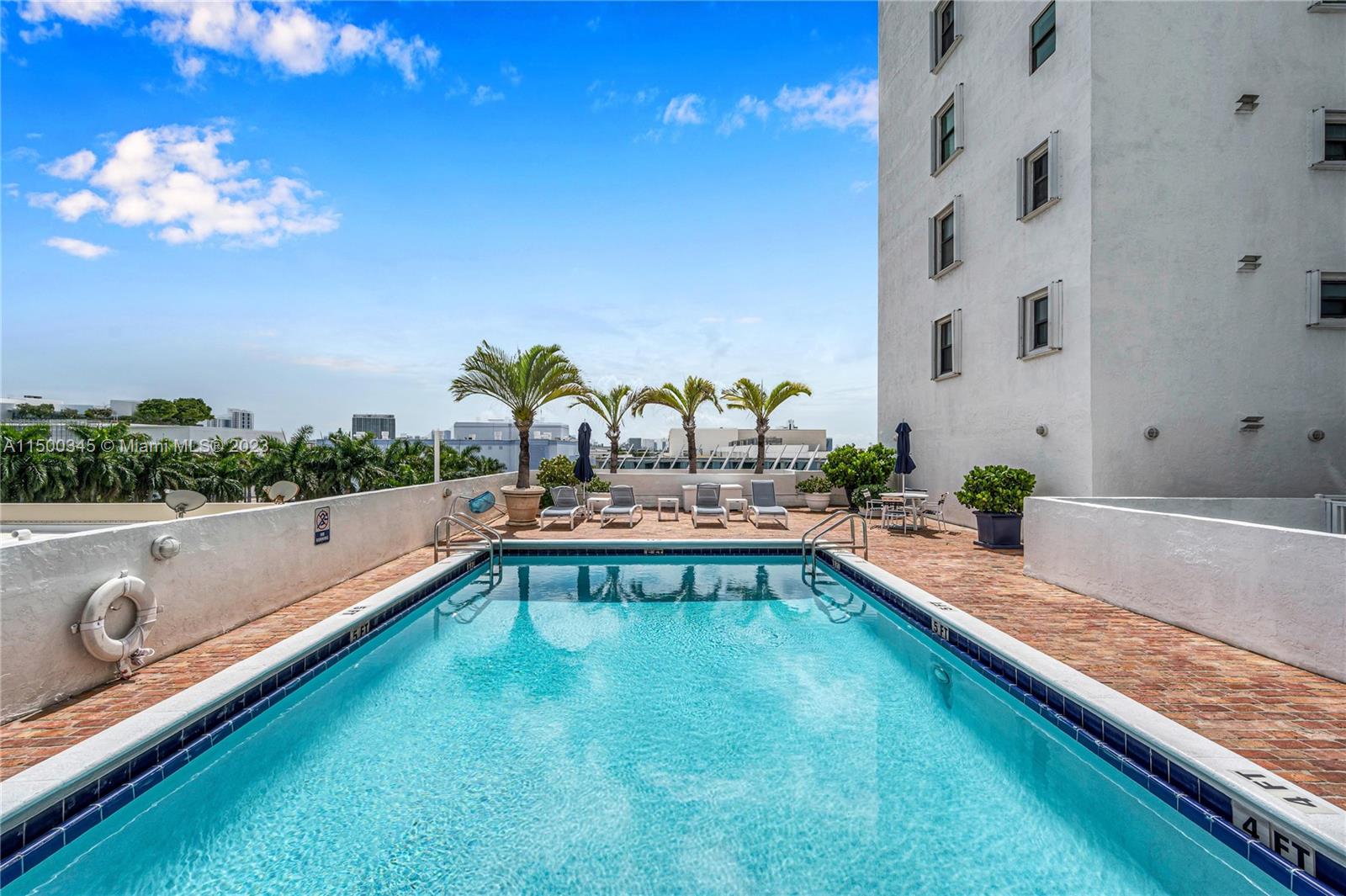 1775 Washington Ave 4D, Miami Beach, Florida 33139, 1 Bedroom Bedrooms, ,1 BathroomBathrooms,Residential,For Sale,1775 Washington Ave 4D,A11500345
