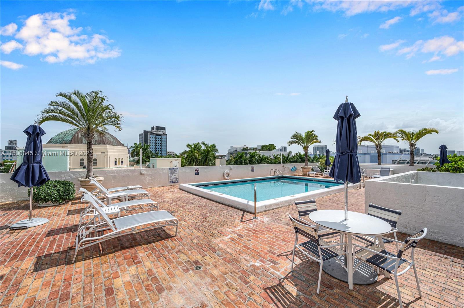 1775 Washington Ave 4D, Miami Beach, Florida 33139, 1 Bedroom Bedrooms, ,1 BathroomBathrooms,Residential,For Sale,1775 Washington Ave 4D,A11500345