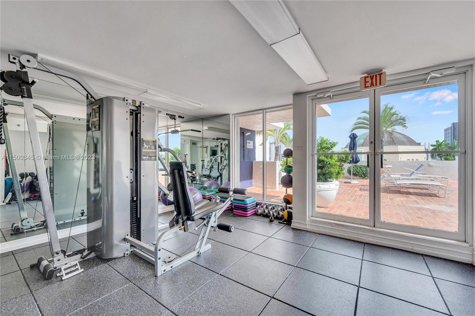 1775 Washington Ave 4D, Miami Beach, Florida 33139, 1 Bedroom Bedrooms, ,1 BathroomBathrooms,Residential,For Sale,1775 Washington Ave 4D,A11500345