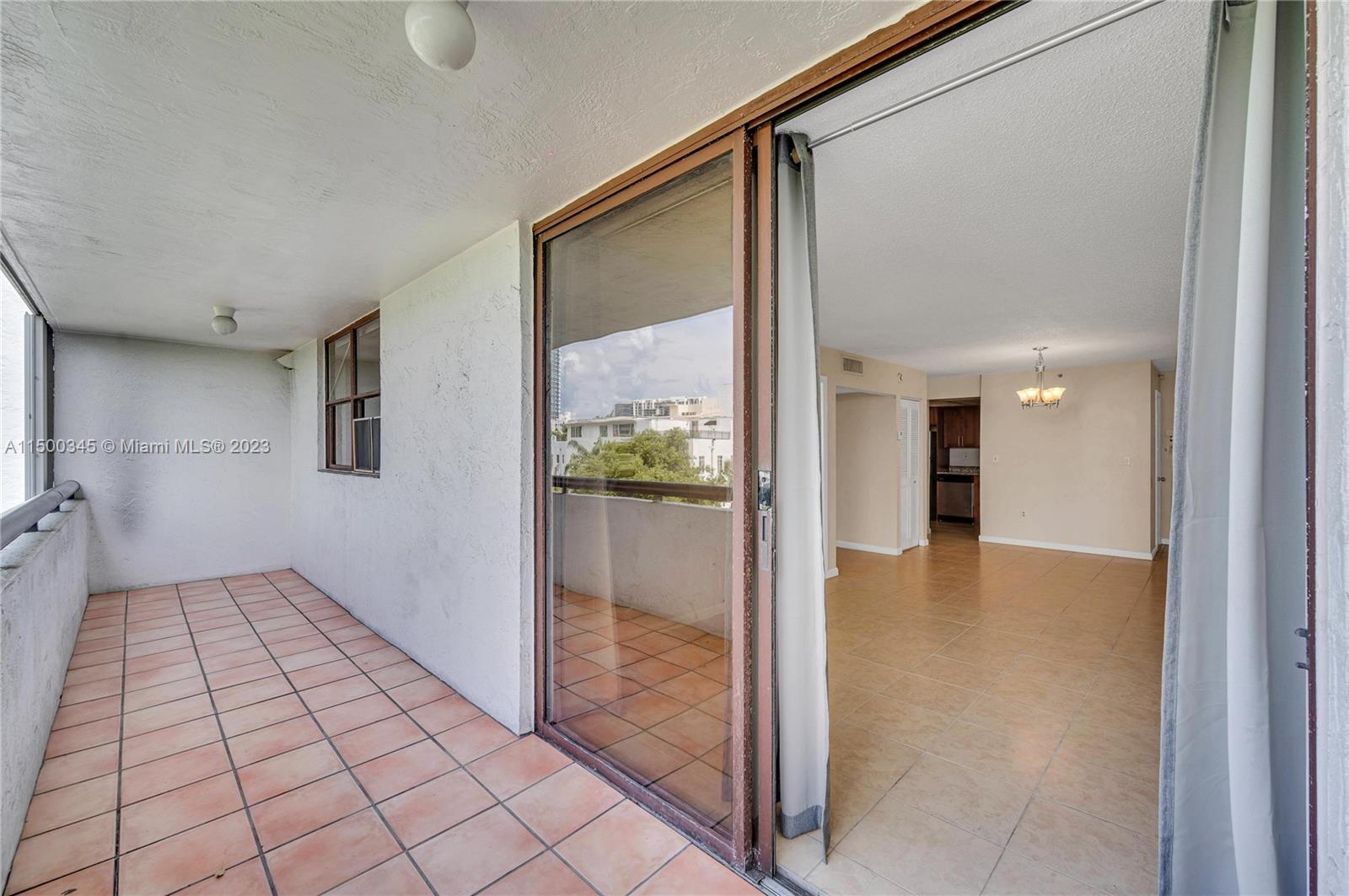 1775 Washington Ave 4D, Miami Beach, Florida 33139, 1 Bedroom Bedrooms, ,1 BathroomBathrooms,Residential,For Sale,1775 Washington Ave 4D,A11500345