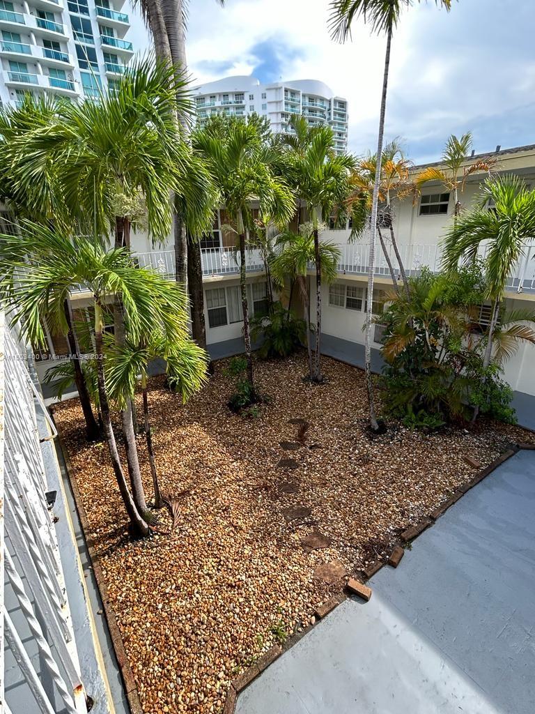 7920 East Dr 14, North Bay Village, Florida 33141, 2 Bedrooms Bedrooms, ,2 BathroomsBathrooms,Residential,For Sale,7920 East Dr 14,A11503400