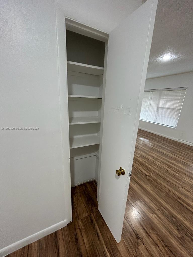 7920 East Dr 14, North Bay Village, Florida 33141, 2 Bedrooms Bedrooms, ,2 BathroomsBathrooms,Residential,For Sale,7920 East Dr 14,A11503400