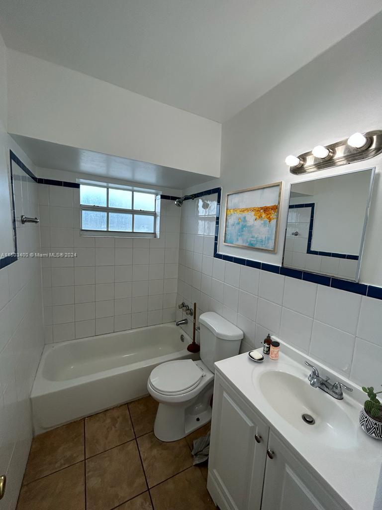 7920 East Dr 14, North Bay Village, Florida 33141, 2 Bedrooms Bedrooms, ,2 BathroomsBathrooms,Residential,For Sale,7920 East Dr 14,A11503400