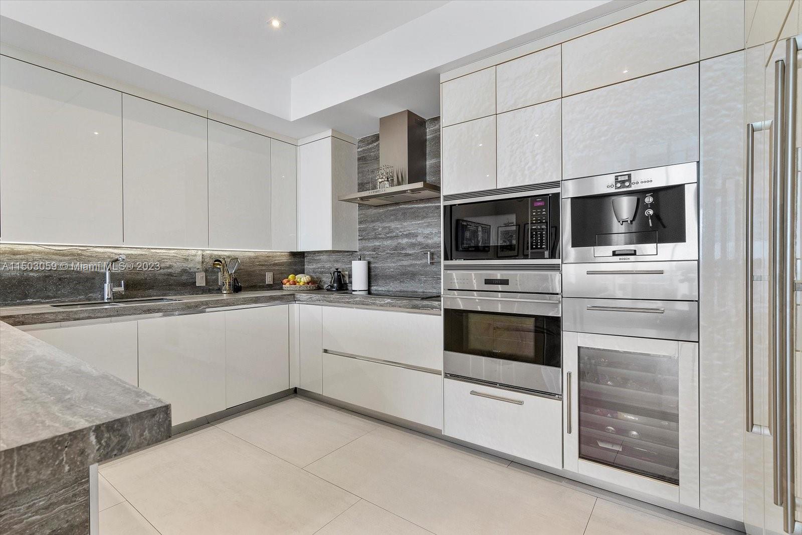 17475 Collins Ave, Sunny Isles Beach, FL, 33160 United States, 2 Bedrooms Bedrooms, ,2 BathroomsBathrooms,Residential,For Sale,Collins Ave,A11503059