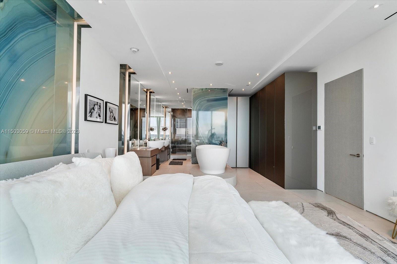 17475 Collins Ave 2002, Sunny Isles Beach, Florida 33160, 2 Bedrooms Bedrooms, ,2 BathroomsBathrooms,Residential,For Sale,17475 Collins Ave 2002,A11503059