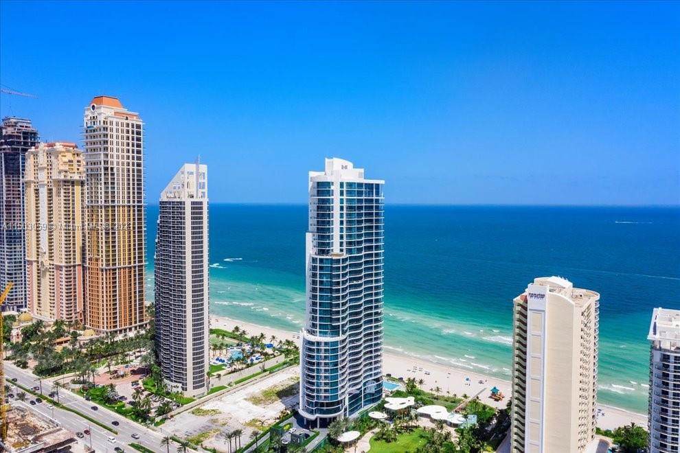 17475 Collins Ave, Sunny Isles Beach, FL, 33160 United States, 2 Bedrooms Bedrooms, ,2 BathroomsBathrooms,Residential,For Sale,Collins Ave,A11503059