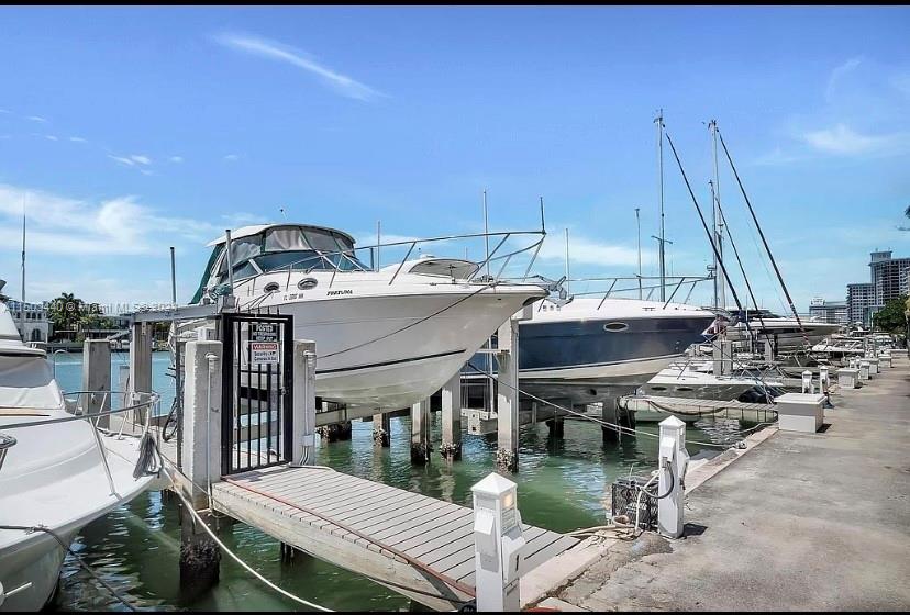 5401 Collins Ave 411, Miami Beach, Florida 33140, 1 Bedroom Bedrooms, ,1 BathroomBathrooms,Residential,For Sale,5401 Collins Ave 411,A11503440