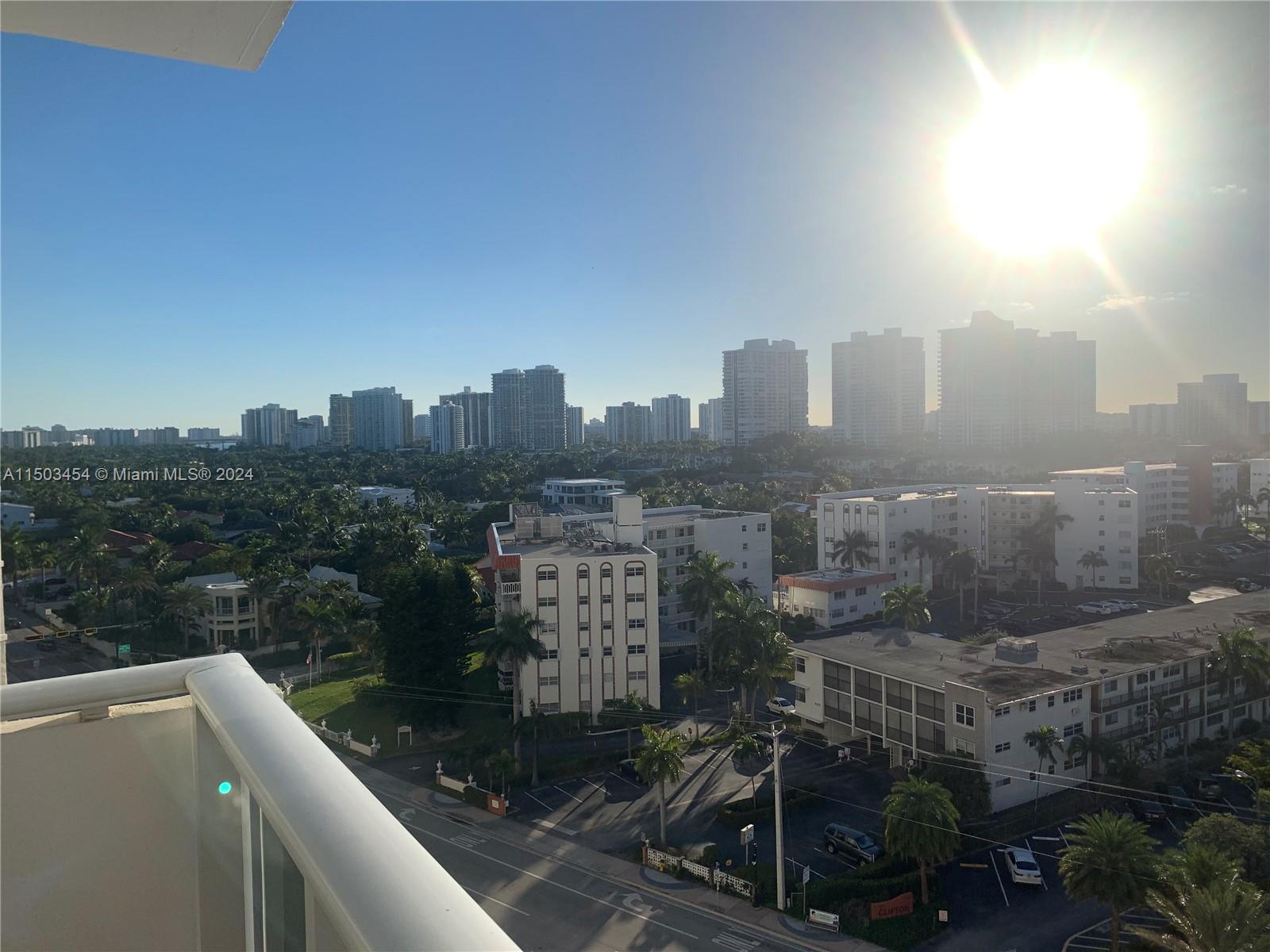 3140 S Ocean Dr 1012, Hallandale Beach, Florida 33009, 2 Bedrooms Bedrooms, ,2 BathroomsBathrooms,Residentiallease,For Rent,3140 S Ocean Dr 1012,A11503454