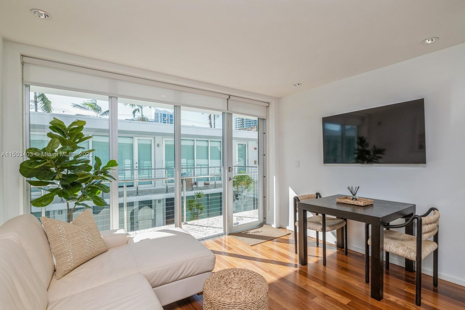 1601 West Ave 208, Miami Beach, Florida 33139, 1 Bedroom Bedrooms, ,1 BathroomBathrooms,Residentiallease,For Rent,1601 West Ave 208,A11503403