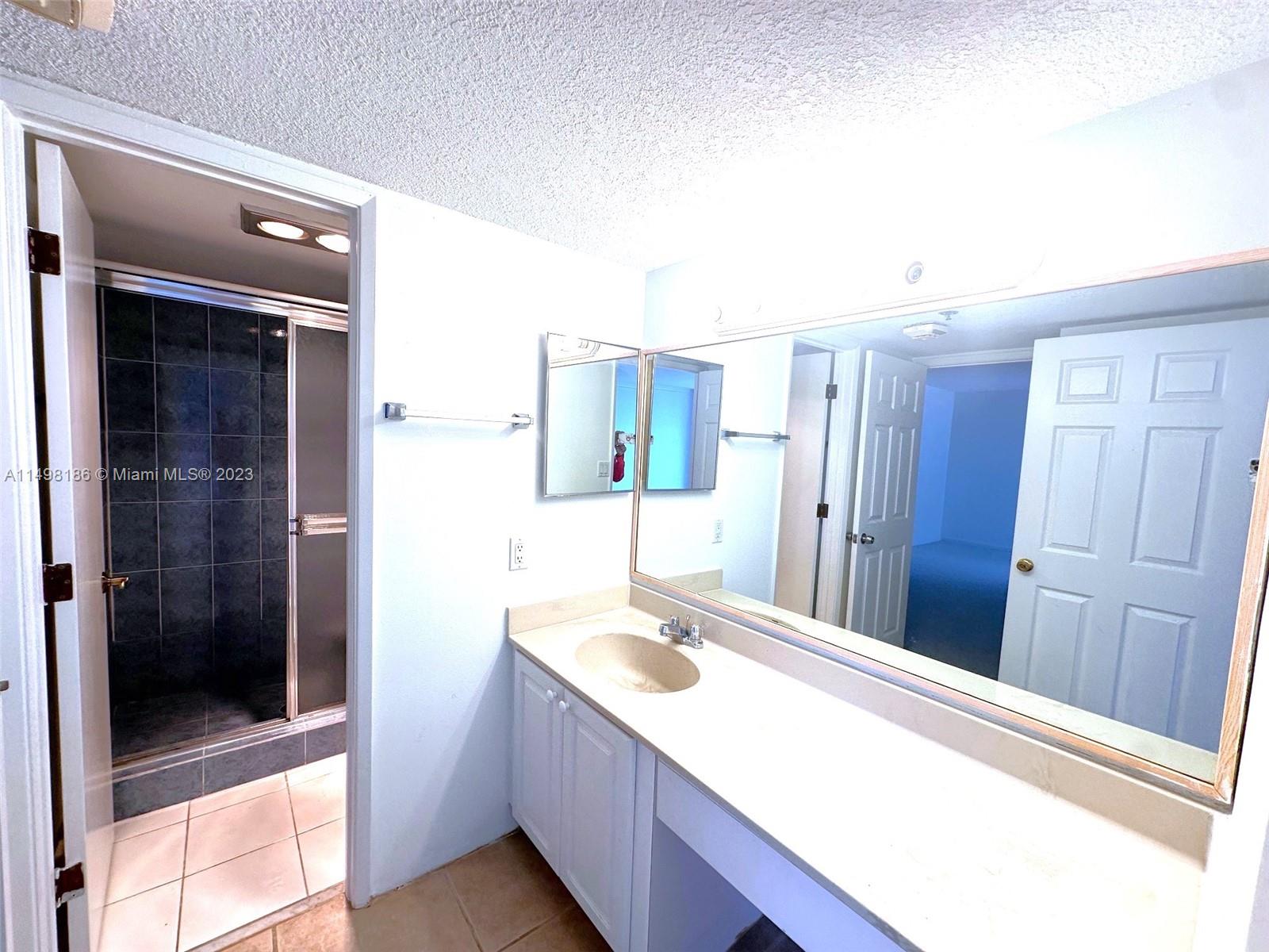 20355 NE 34th Ct 1521, Aventura, Florida 33180, 2 Bedrooms Bedrooms, ,2 BathroomsBathrooms,Residentiallease,For Rent,20355 NE 34th Ct 1521,A11498186