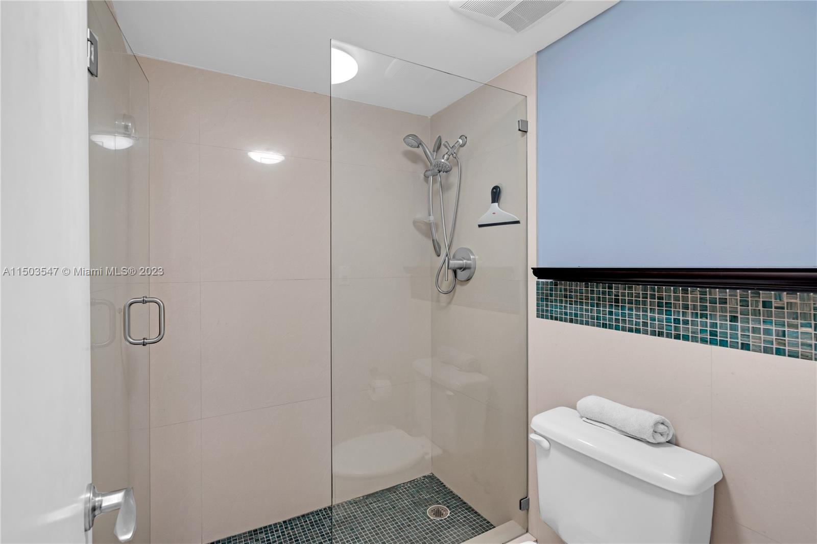 2301 Collins Ave 1006, Miami Beach, Florida 33139, 2 Bedrooms Bedrooms, ,2 BathroomsBathrooms,Residential,For Sale,2301 Collins Ave 1006,A11503547