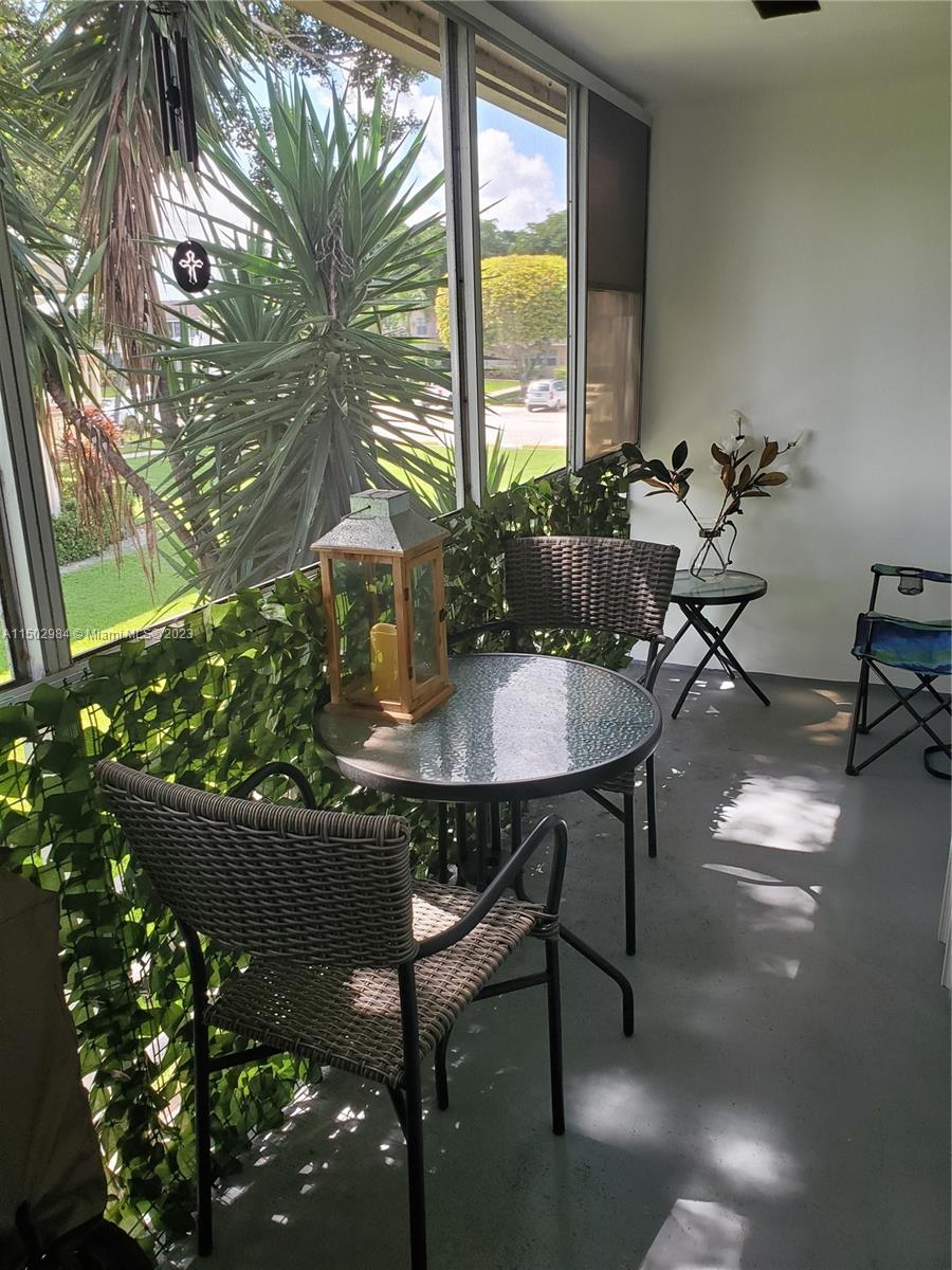 181 Canterbury H, West Palm Beach, FL, 33417 United States, 1 Bedroom Bedrooms, ,1 BathroomBathrooms,Residential,For Sale,Canterbury H,A11502984