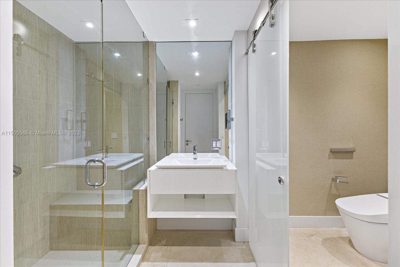 5211 Fisher Island Dr, Miami Beach, FL, 33109 United States, 4 Bedrooms Bedrooms, ,5 BathroomsBathrooms,Residential,For Sale,Fisher Island Dr,A11500565